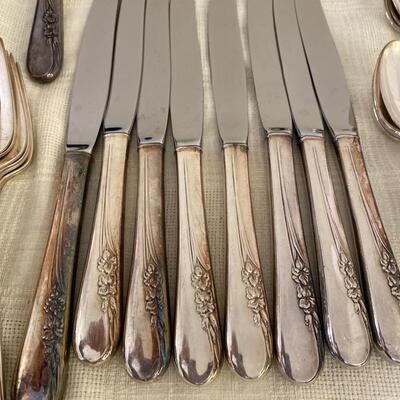 International Sterling Silver Blossom Time Pattern Flatware Set 1477 Grams