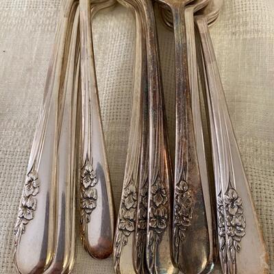 International Sterling Silver Blossom Time Pattern Flatware Set 1477 Grams