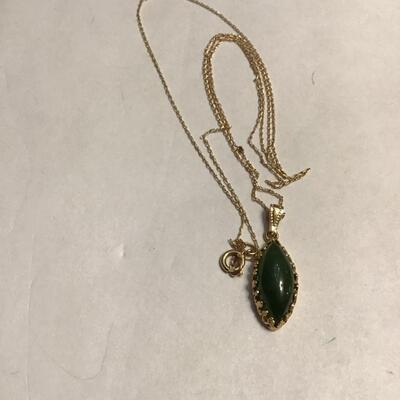 A Group of 4 14KT Gold Pieces of Jewelry