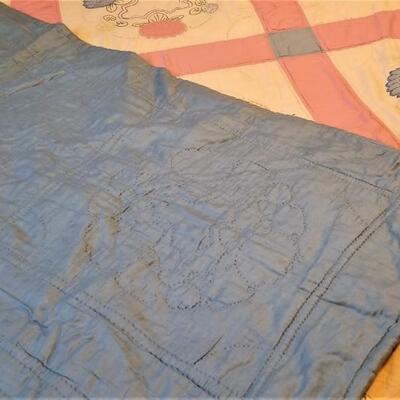 Lot #100 Vintage Handsewn Cotton Quilt