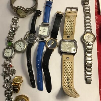 Lot 10 Wristwatches
