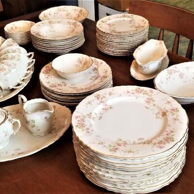 Lot #107  Large Set of Vintage Syracuse China