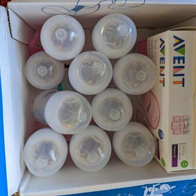 #13 New 13 Avent Baby bottles