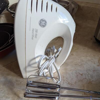 #35 GE hand mixer
