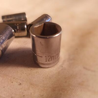 craftsman 3/8" sockets 8 ea metric