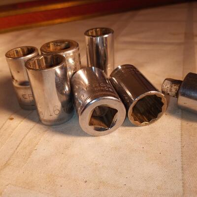 CRAFTSMAN 1/2 DRIVE SOCKETS SAE