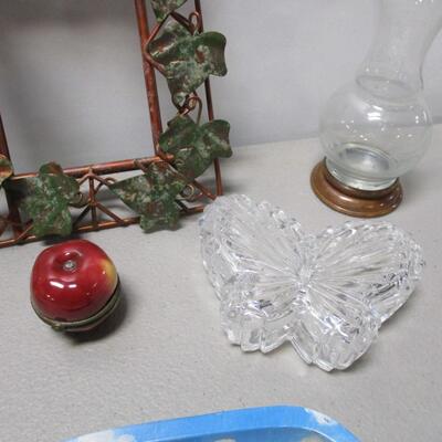 Home Decor  - The apple is a trinket container