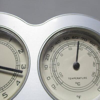 Clocks - Atomic Clock - Temperature/Humidity/Time