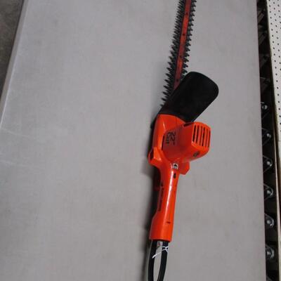 Black & Decker 22" Hedge Trimmer