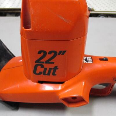 Black & Decker 22" Hedge Trimmer