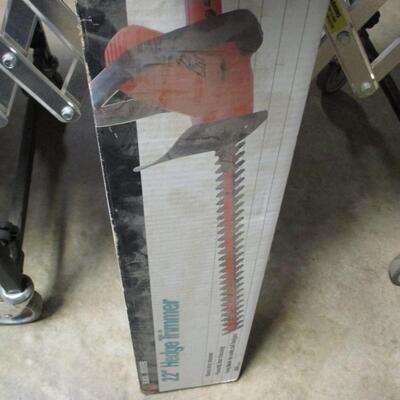 Black & Decker 22" Hedge Trimmer