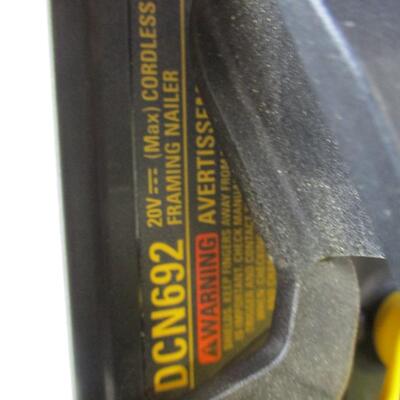 Dewalt DCN692B 20V MAX Brushless Cordless Li-Ion Framing Nail Gun