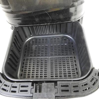 Touchscreen Innsky Air Fryer, Black and Silver, Turns on, Good Condition