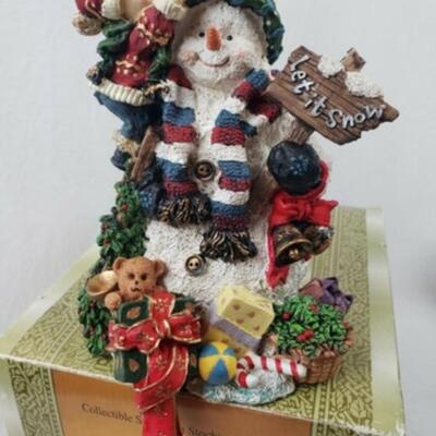 Grandeur Noel Collectible Snowman Stocking Holder, Used, Great Condition