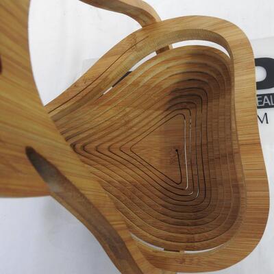 Wood Interlocking Pear Shaped DÃ©cor, 15 Inches Tall, Swirls to Make Pear Shape