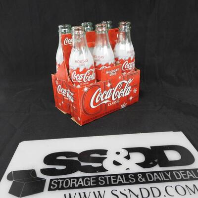 6 8 oz Bottles of Holiday Coca-Cola 2005, In-Box