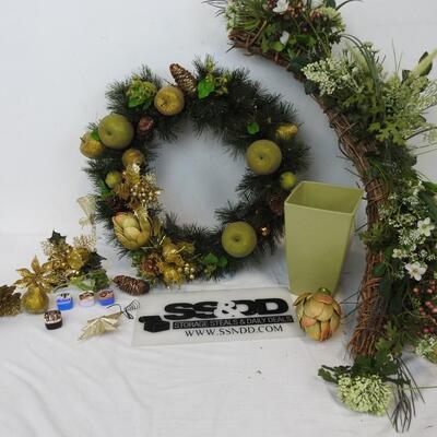 18+ Decor: Wreath, Assorted Wreath Pieces, Small Painted Ceramics, etc