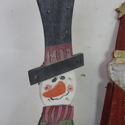 2 pc Wooden Holiday Decor: Santa, Lighted Snowman, Works