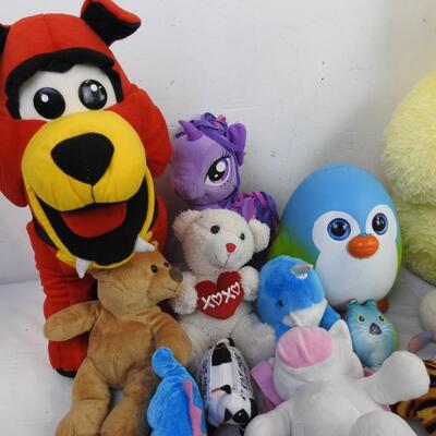 16 pc Stuffed Animals, Duck, Red Dog, Bears