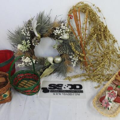 6 pc Holiday Decor: 3 Baskets, Wreath, Joy Wall Decor