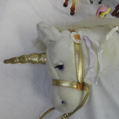 9 pc Horse Lot: Stick Horse, Toy Horses