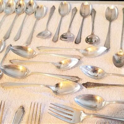 Lot #116  Set of Vintage Sterling Flatware - Initial "B"