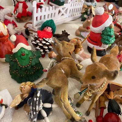 Vintage Christmas Items