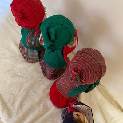 Sandra Hasson Carolers