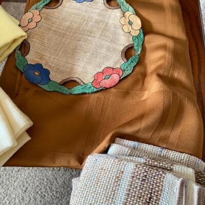 Vintage Linens Fall Autumn Colors