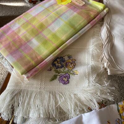 Vintage Linens Embroidered