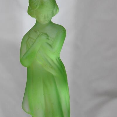 Cambridge Uranium glass figurine