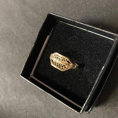 14k Yellow Gold Vintage Ring Size 4.5