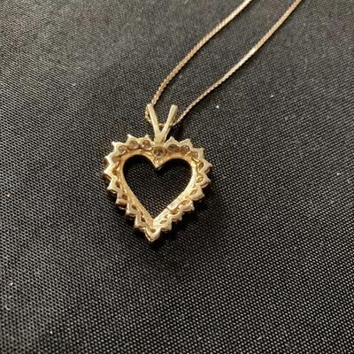 14k Gold Heart Pendant with 20 Diamonds and 16â€ Necklace