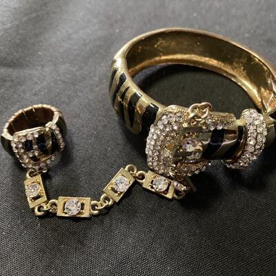 Bondage Jewelry with Bracelet and Ring