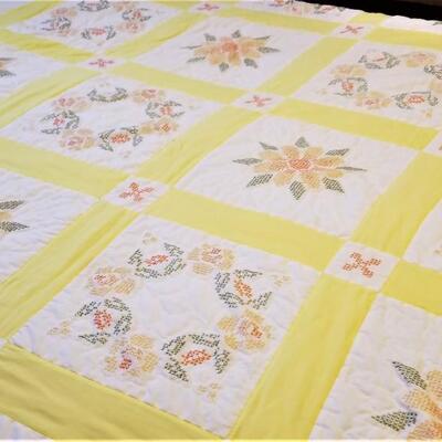Lot #143  Vintage Handsewn Quilt - Floral pattern