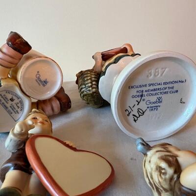 5 Hummel Figures