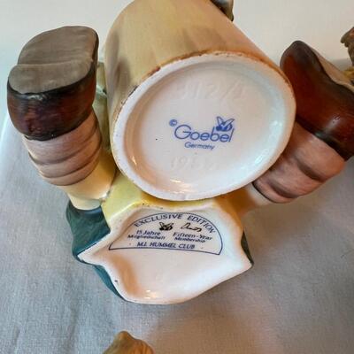 5 Hummel Figures