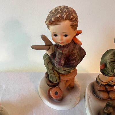Lot 5 Hummels