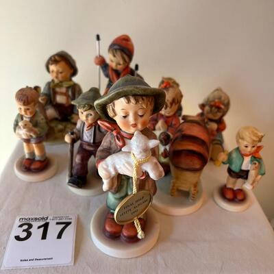 Lot of 9 Hummels