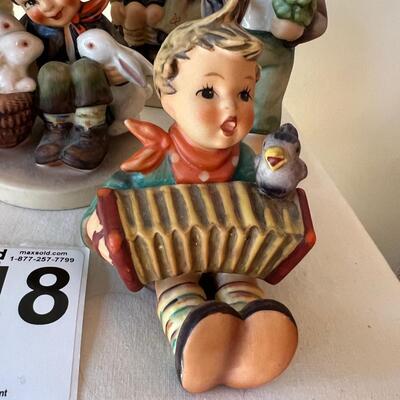 Lot 6 Hummels