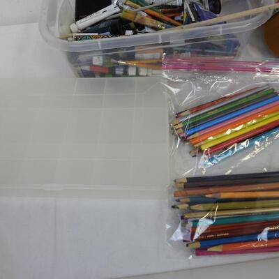 15+ Art/Craft Supplies, Brushes, Colored Pencils, Scrap Felt