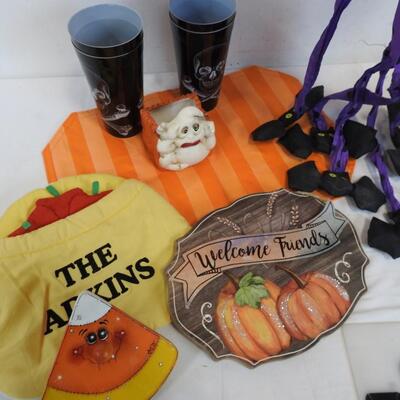 12 pc Halloween & Fall Decor: Pumpkin Lantern, Cloth Pilgrim Decor