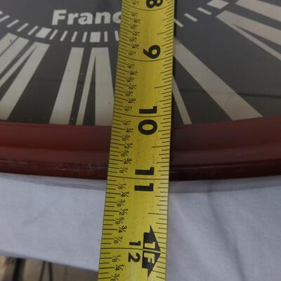 Cafe Des Artistes France Red Clock, Works