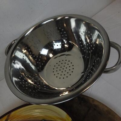 Metal Spice Rack w/ Glass Cans, Colander, Plates, Grader, Bowls, Triangle Plate