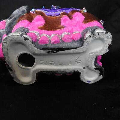 8 Decorative Ceramics: Elephant, Hats, Glass Staircase Jar, Live, Love Laugh