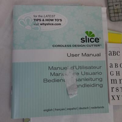 Slice Cordless Design Cutter, Turns On