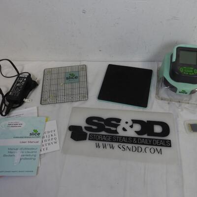 Slice Cordless Design Cutter, Turns On