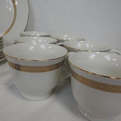 23 pc Kitchen, Cups and Saucers, LNT Chateau China