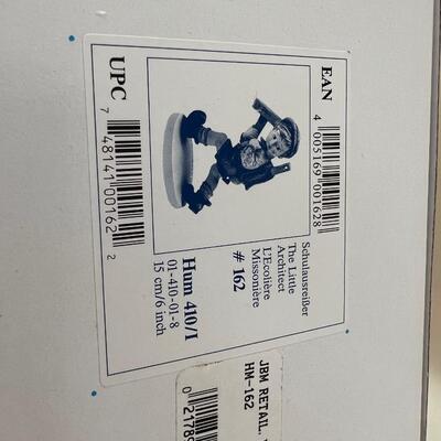 Lot 2 Hummels