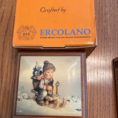 Lot 10 Hummel decorative Items